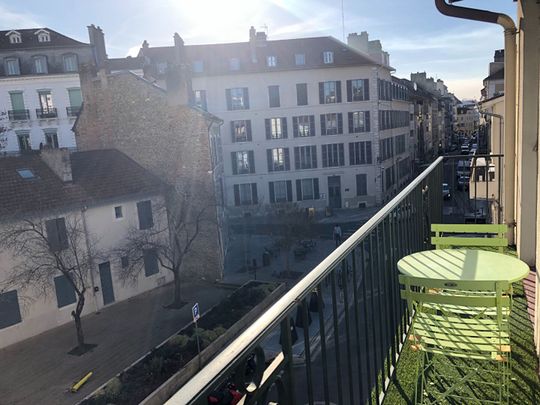 Hyper Centre-Ville Quartier HALLES, en Dernier Etage, T3 Meublé avec Grand Balcon Sud, - Photo 1