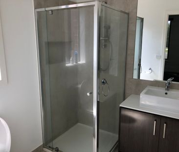 Fabulous Family 4Br Home in Gateway Estate, Truganina! - Photo 4