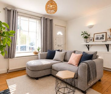 Love Lane, London, SE25 4NG - Photo 2