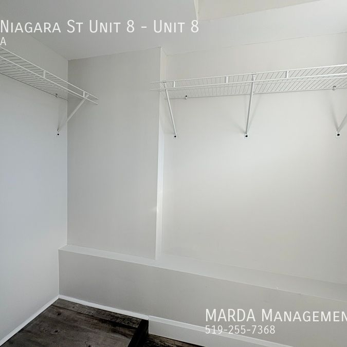 BRIGHT & COZY 1-BEDROOM/1-BATH UNIT IN WALKERVILLE +HYDRO - Photo 1