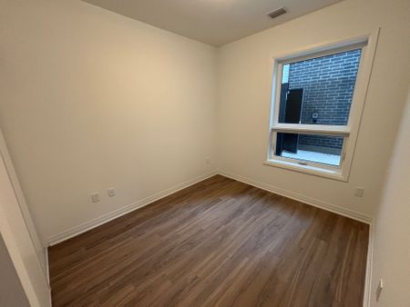 For Lease - 490 Gordon Krantz Avenue Unit# 101, Milton, Ontario - Photo 4