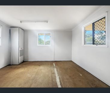 66 Davison Street, Gracemere, Qld 4702 - Photo 3