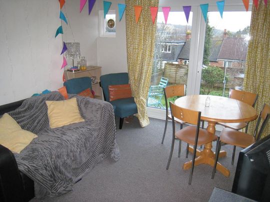 4 bedroom terraced house to rent - Photo 1