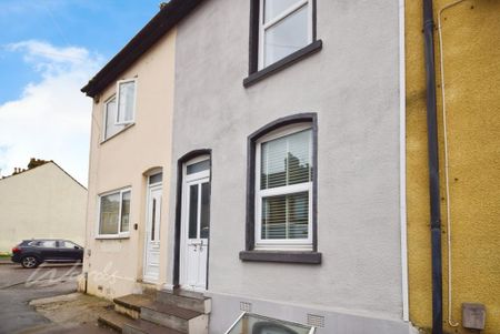 2 bedroom terraced house to rent - Photo 5