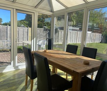 4 bedroom house to rent - Photo 3