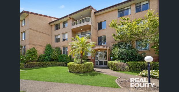 Lakeside Apartment Living - Photo 1