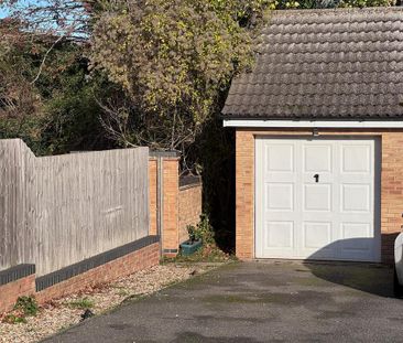 3 bedroom semi-detached house to rent - Photo 3