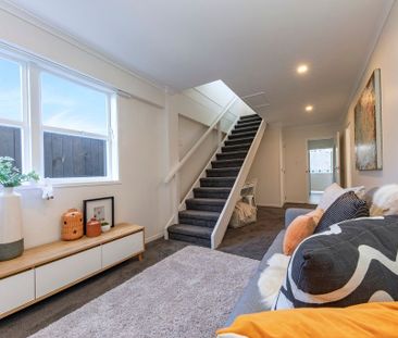 Make this home your castle! - Photo 1