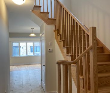 For Lease - 215 Aviron Crescent, Welland, Ontario - Photo 4