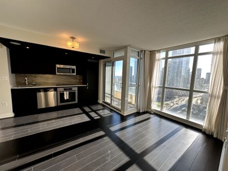 For Lease - 10 Capreol Court Unit# 1710, Toronto, Ontario - Photo 2