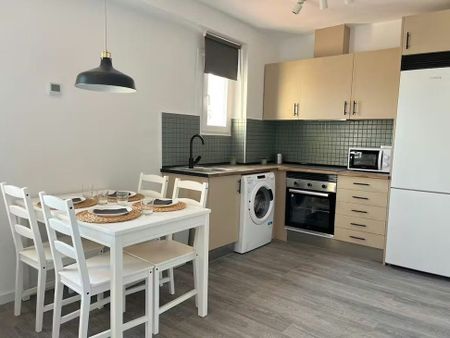 Calle de Pradales, Madrid, Community of Madrid 28047 - Photo 5