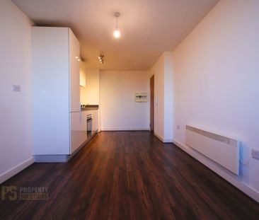 240 The Landmark - Photo 5