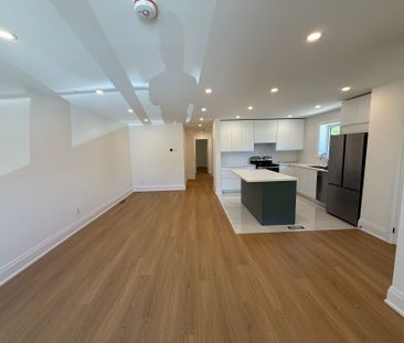 For Lease - 606 Abana Road Unit# Main, Mississauga, Ontario - Photo 4
