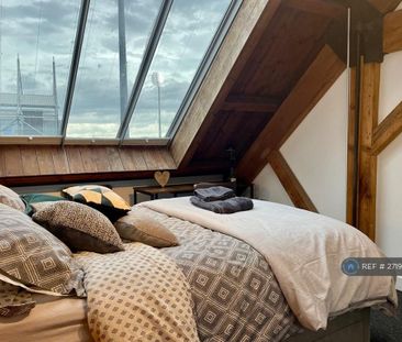 2 bedroom penthouse to rent - Photo 6