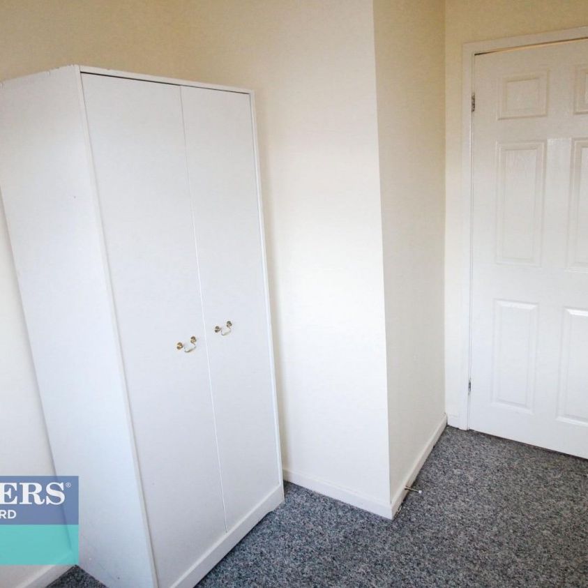 Bromford Road, Bradford, West Yorkshire, BD4 - Photo 1