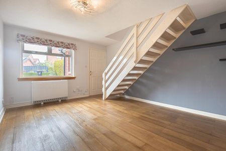 2 bedroom semi-detached house to rent - Photo 4