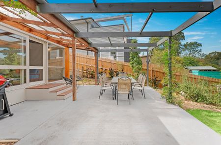 16 Lorraine Avenue, Warrandyte - Photo 2