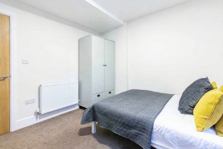 6 bed Barn Conversion for Rent - Photo 5