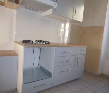 Location Appartement 2 pièces 43m² AUBENAS 07200 - Photo 5