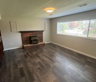 2 Bedroom Suite Near Mill Lake - Photo 4