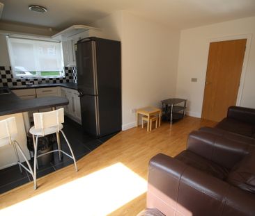 2 Bed Student Accommodation - Photo 3