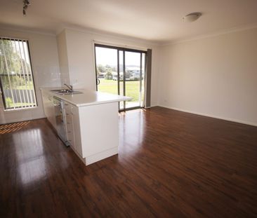 CENTRAL SPACIOUS VILLA - Photo 5