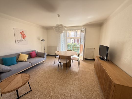Agréable appartement F3 meublé avec cours - Photo 1