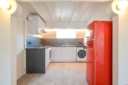 Gemeubelde loft te huur op toplocatie in Oostende - Photo 4