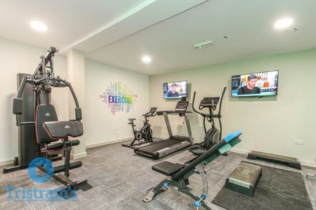 1 bed Studio for Rent - Photo 2