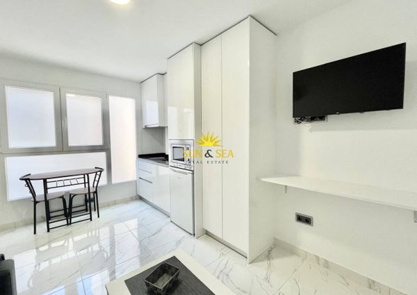 HOLIDAY STUDIO APARTMENT - TORREVIEJA