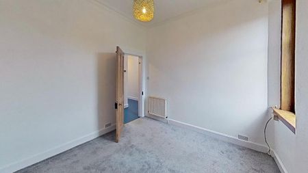 3 bedroom flat to rent - Photo 5