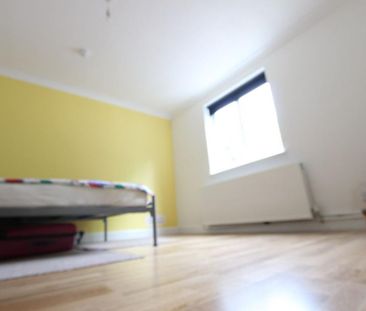 1 bedroom in a house share to rent - Photo 6