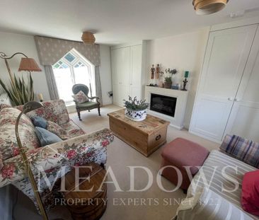 3 bedroom semi-detached house to rent - Photo 5