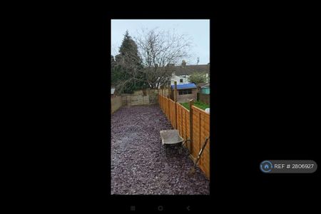 5 bedroom terraced house to rent - Photo 4