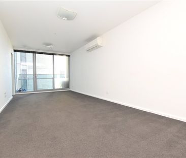 3605/241 City Road - Photo 6
