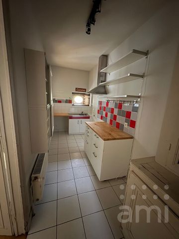 CENTRE VILLE - TYPE III AVEC TERRASSE INTERIEURE PRIVATIVE - Photo 5