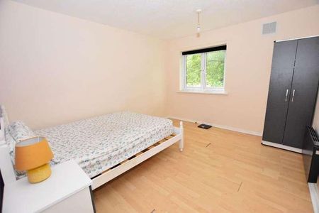 Flat, Waterside, Wheeleys Lane, Birmingham, B15 - Photo 2