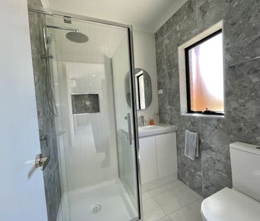 Brand New 3-Bedroom Home in Prime Werribee Location - Photo 2