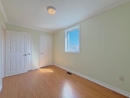 For Lease - 621A The Queensway N/A, Toronto, Ontario - Photo 3