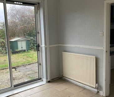 3 Bed Semi-Detached House, Kiln Road, S61 - Photo 2