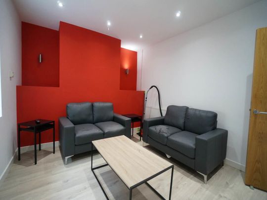 37 Hill Street - Photo 1