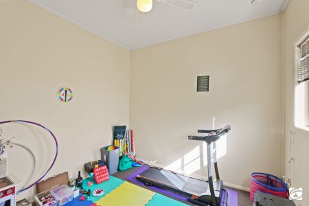 328 Thomas Lane - Photo 2