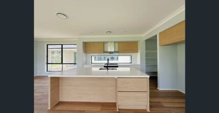 🌟 Luxury Brand-New Family Home for Rent in Rochedale - Photo 4