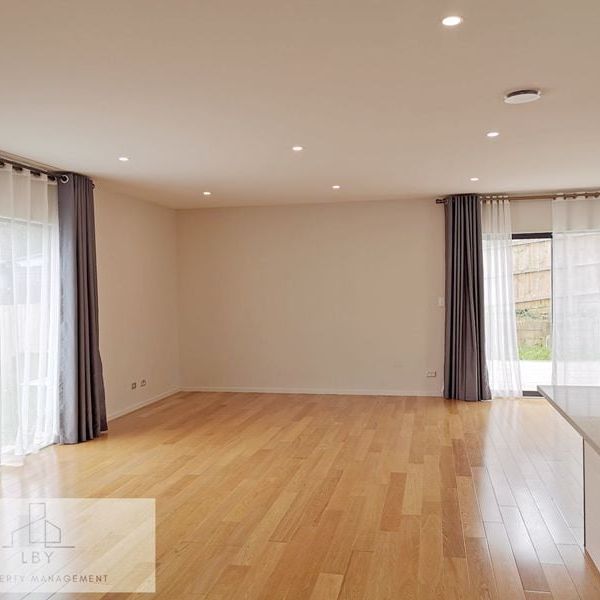 4 Bedrooms, 2.5 bathrooms Pakuranga - Photo 1