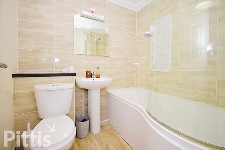 2 bedroom terraced house to rent - Photo 3