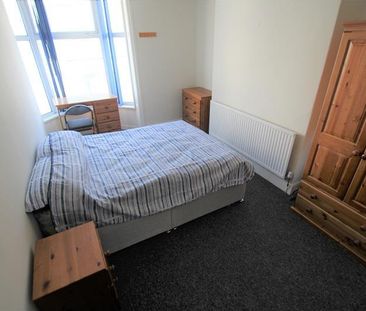 6 bedroom house to rent - Photo 4