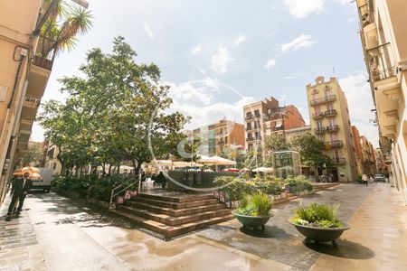 Apartment for rent next to Plaza Narcís Oller - Photo 4