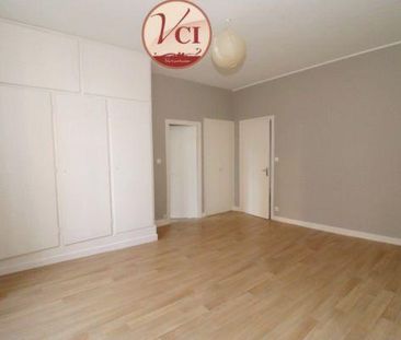 Location Appartement 2 pièces 48m² VICHY 03200 - Photo 2