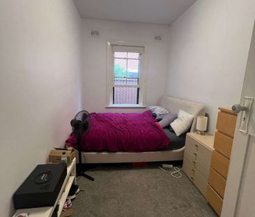 Kensington - Photo 2