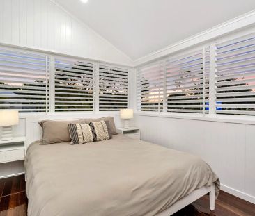 Stunning Queenslander On Boundary! - Photo 5